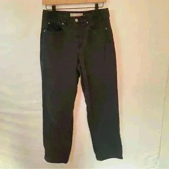 Croft & Barrow Stretch High Waisted Straight Black Jeans Size 6 - Picture 1 of 3